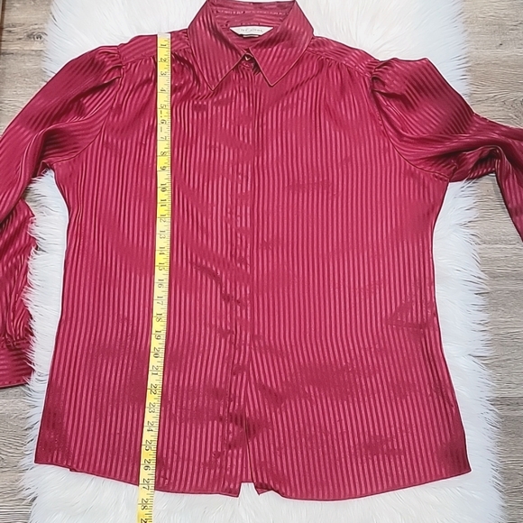VTG | St John Tonal Striped Blouse In Cranberry - Picture 10 of 11